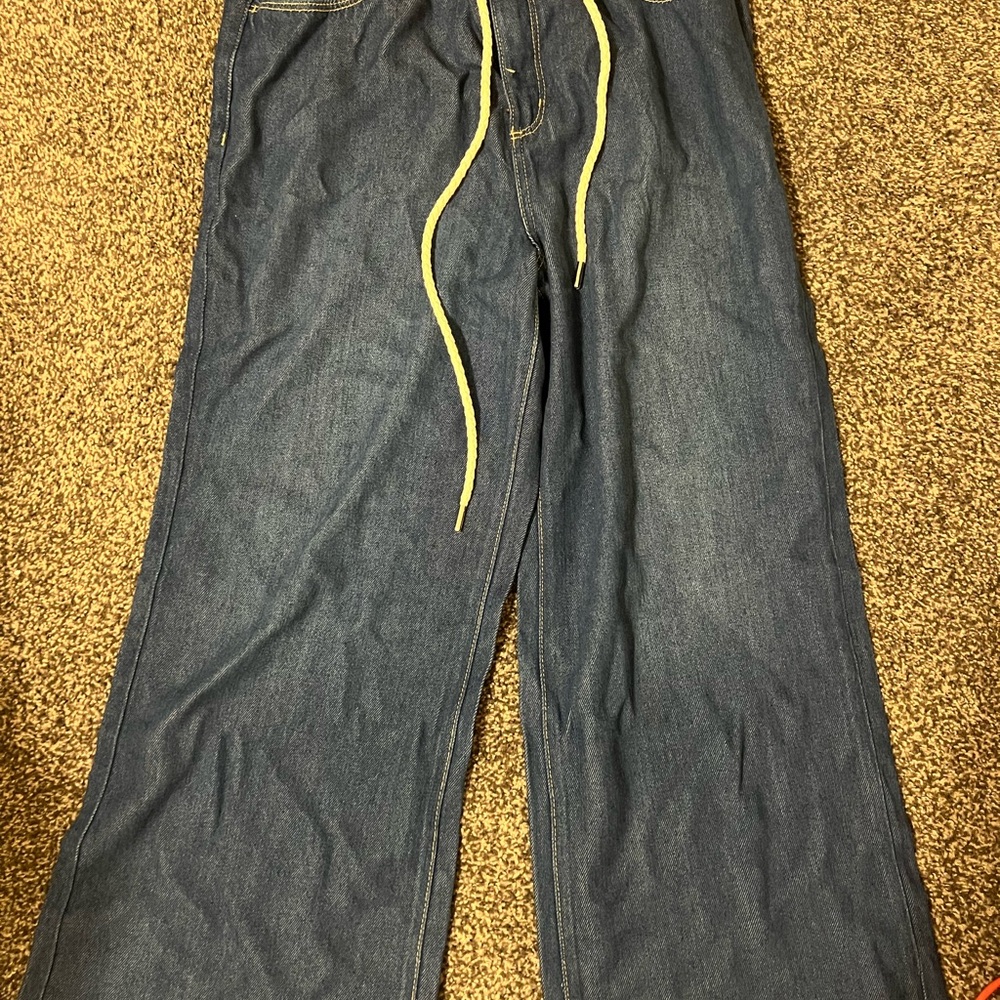Women’s Wide Leg Jeans with Drawstring